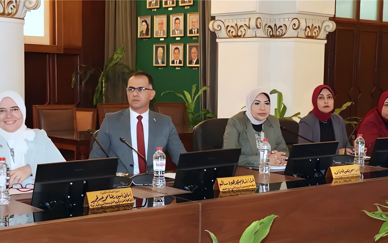 جامعة الإسكندرية تناقش الارتقاء بالتصنيفات الدولية وتعزيز الانضباط