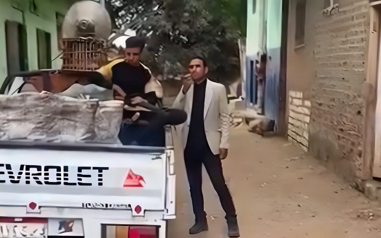 بميكروفون بائع متجول.. مراقب صحي يعلن انطلاق حملة التطعيم ضد الحصبة بدكرنس