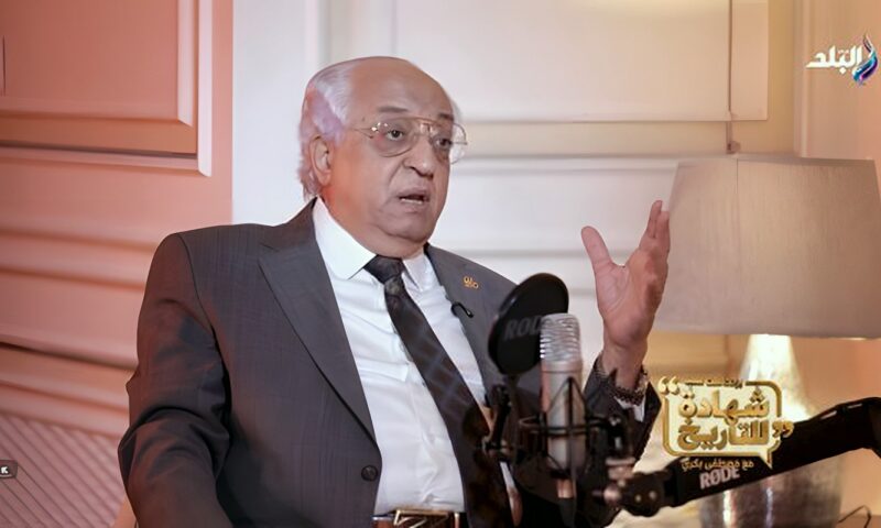 «حكومة جاية ترمي نفسها في النار».. ماذا قال طنطاوي لوزير الداخلية الأسبق