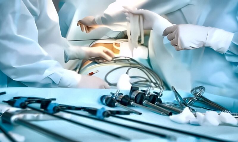 هل يحتاج المريض إلى علاج مدى الحياة بعد استئصال المرارة.. استشاري يوضح