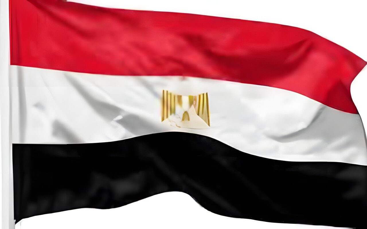 مصر تدين استهداف مطار الملك فهد بالدمام وتؤكد تضامنها الكامل مع السعودية