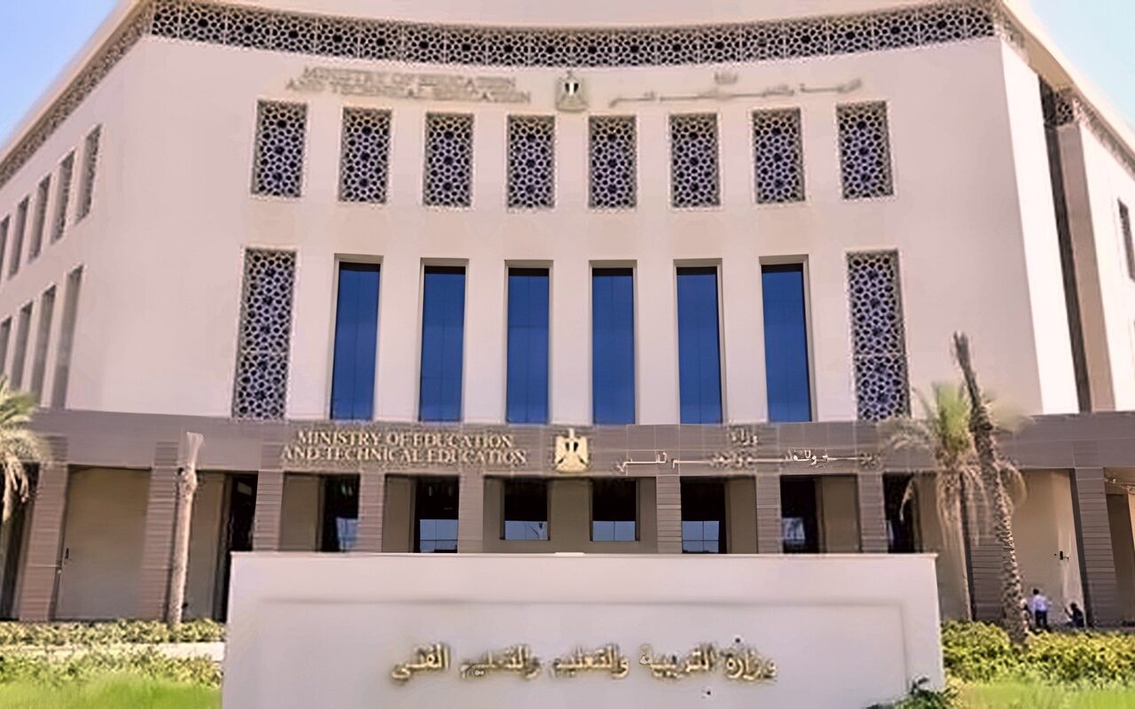 بعد تداول فيديو الاعتداء على طفل.. «التعليم» تواصل فحص الواقعة على مستوى المدارس