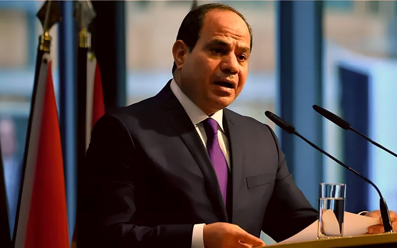 السيسي يشاهد فقرة تراب مصر بالندوة التثقيفية الـ44 للقوات المسلحة
