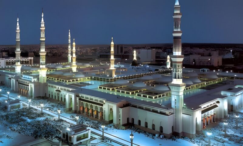 دار الهجرة ومهوي أفئدة المسلمين.. الأزهر يدين استهداف منشأة لتوزيع الكهرباء بالمدينة المنورة