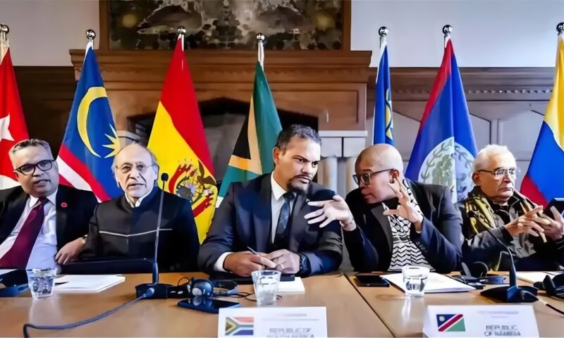 كولومبيا تنسحب من مجموعة لاهاي