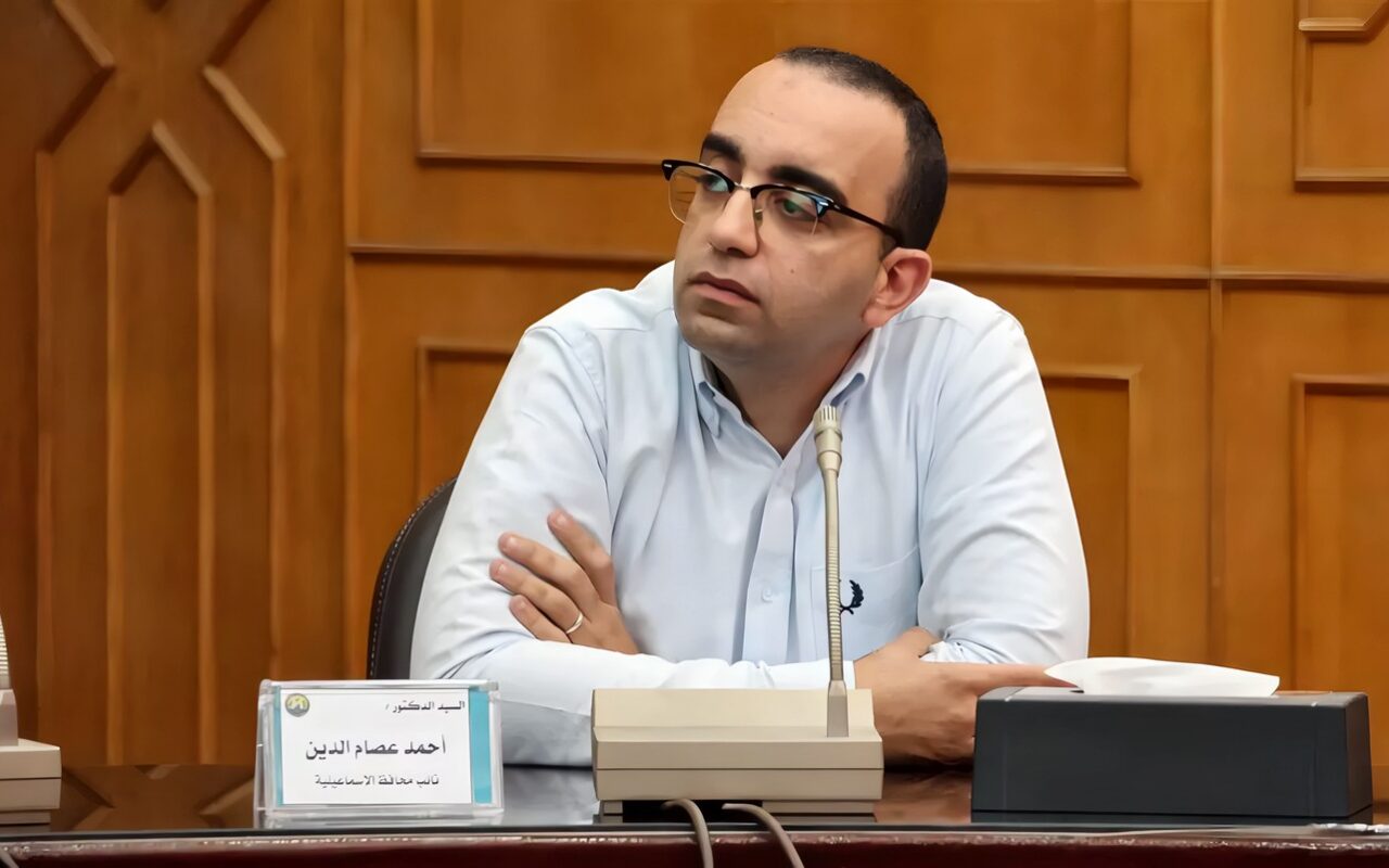 نائب محافظ الإسماعيلية يتابع إجراءات ملفات تقنين أراضي أملاك الدولة والتصالح