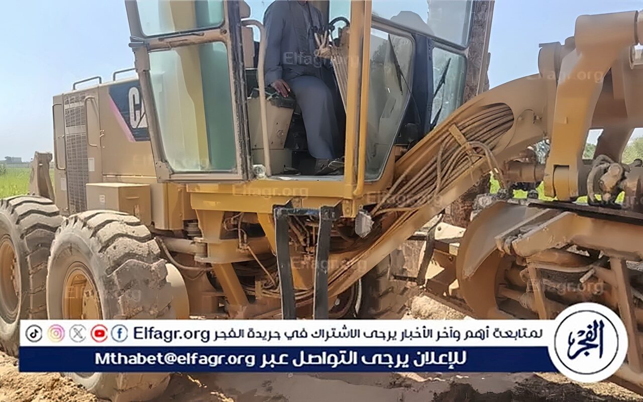 محافظ أسيوط: تسوية التربة الرملية بمدخل عزبة الخضيرية بالبداري