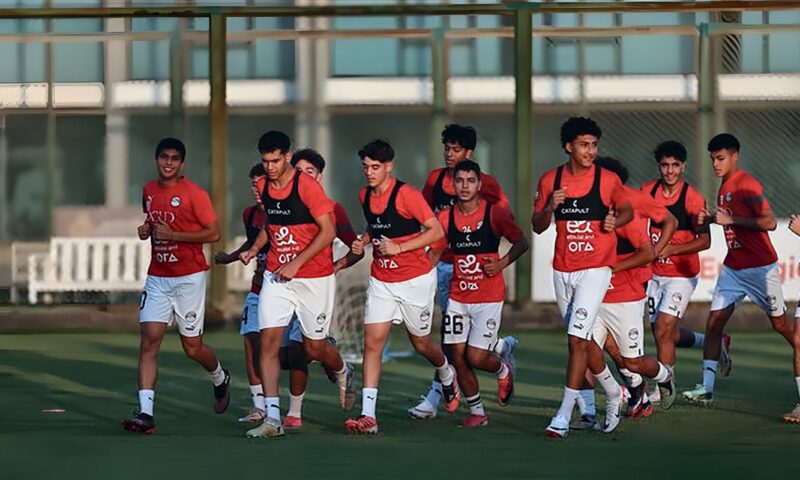 منتخب الناشئين يخوض اليوم مرانه الأخير قبل السفر إلى قطر