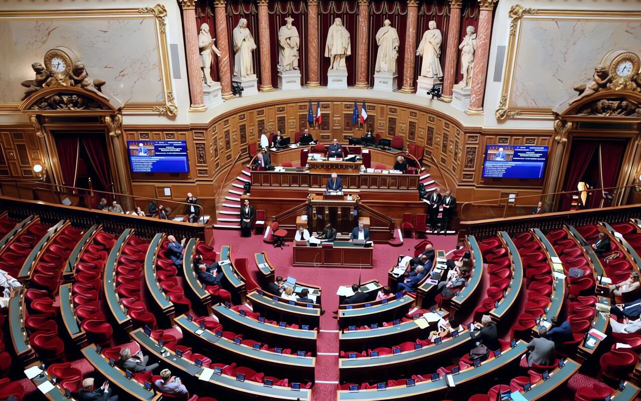 فرنسا: مجلس الشيوخ يقرّ مشروع قانون لتحميل المشاركين في أعمال الشغب مسؤولية الأضرار