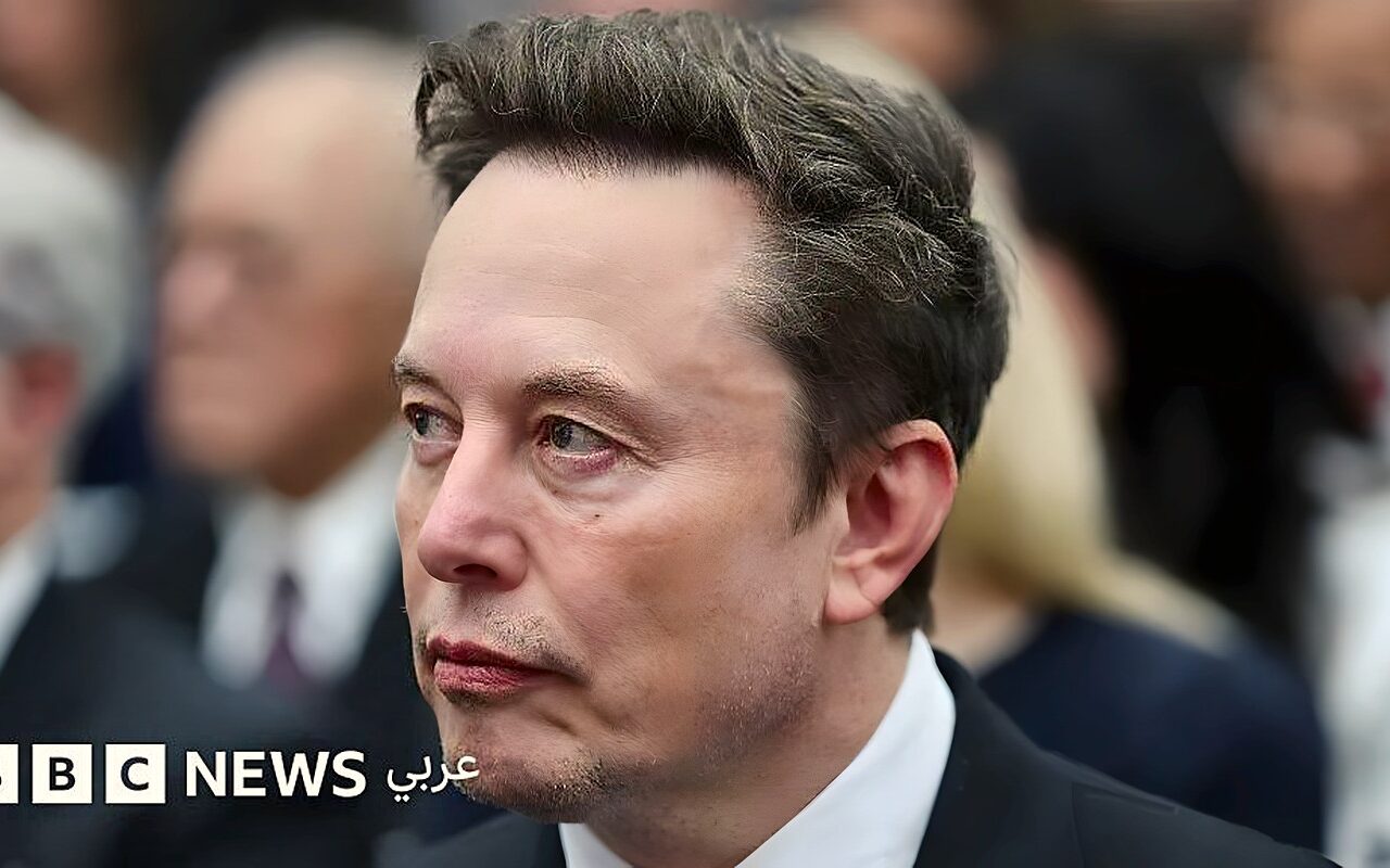ثلاث رسائل مهمة وراء تبرعات إيلون ماسك السياسية قبل انتخابات التجديد النصفي الأمريكية، فما هي؟