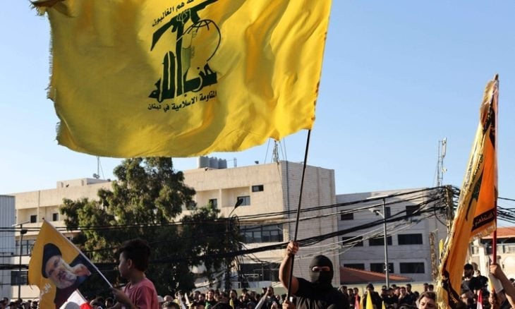 القضاء اللبناني يوجه اتهامات لـ13 شخصا من حزب الله في قضية متفجرات ضهر البيدر