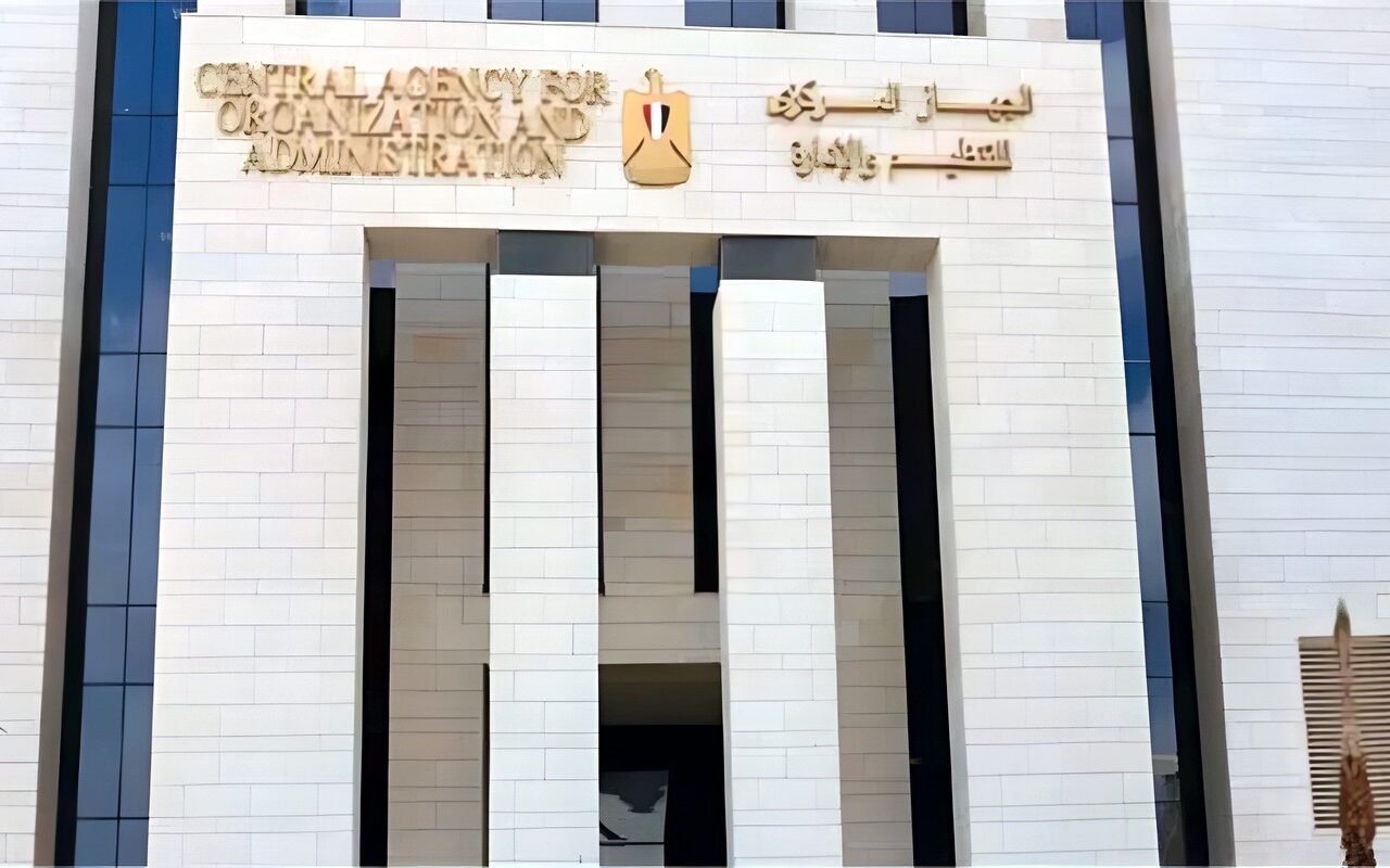 التنظيم والإدارة: رئيس الوزراء يوافق على نقل 1799 موظفًا منتدبًا إلى جهات انتدابهم