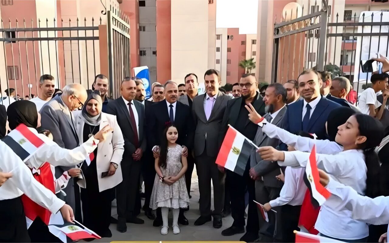 محافظ الشرقية يشهد انطلاق القافلة الطبية لدعم مرضى الأورام بالعاشر من رمضان