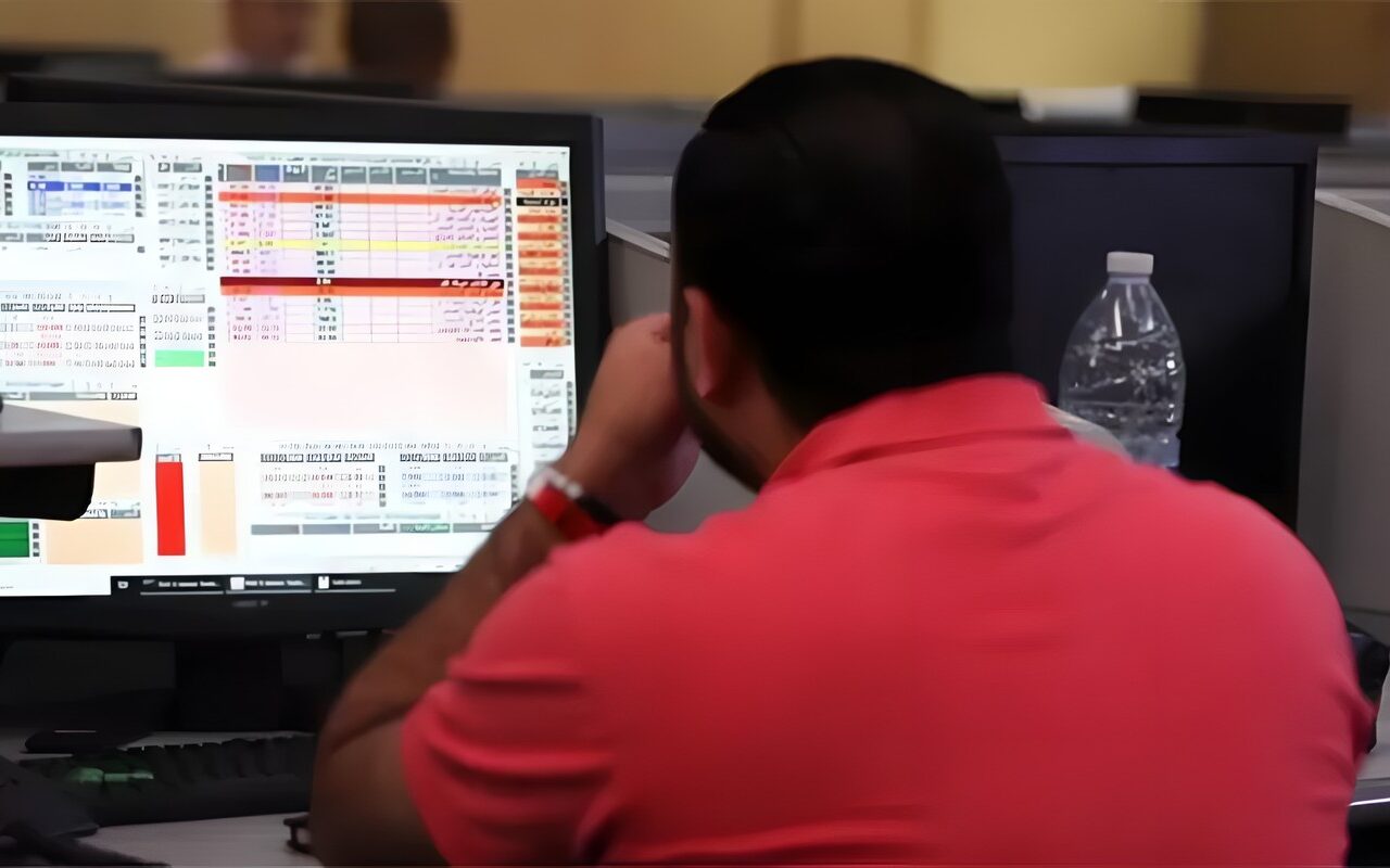 خبيرة أسواق مال تكشف تأثير رفع الفائدة على أداء البورصة المصرية وتحركات الأسهم
