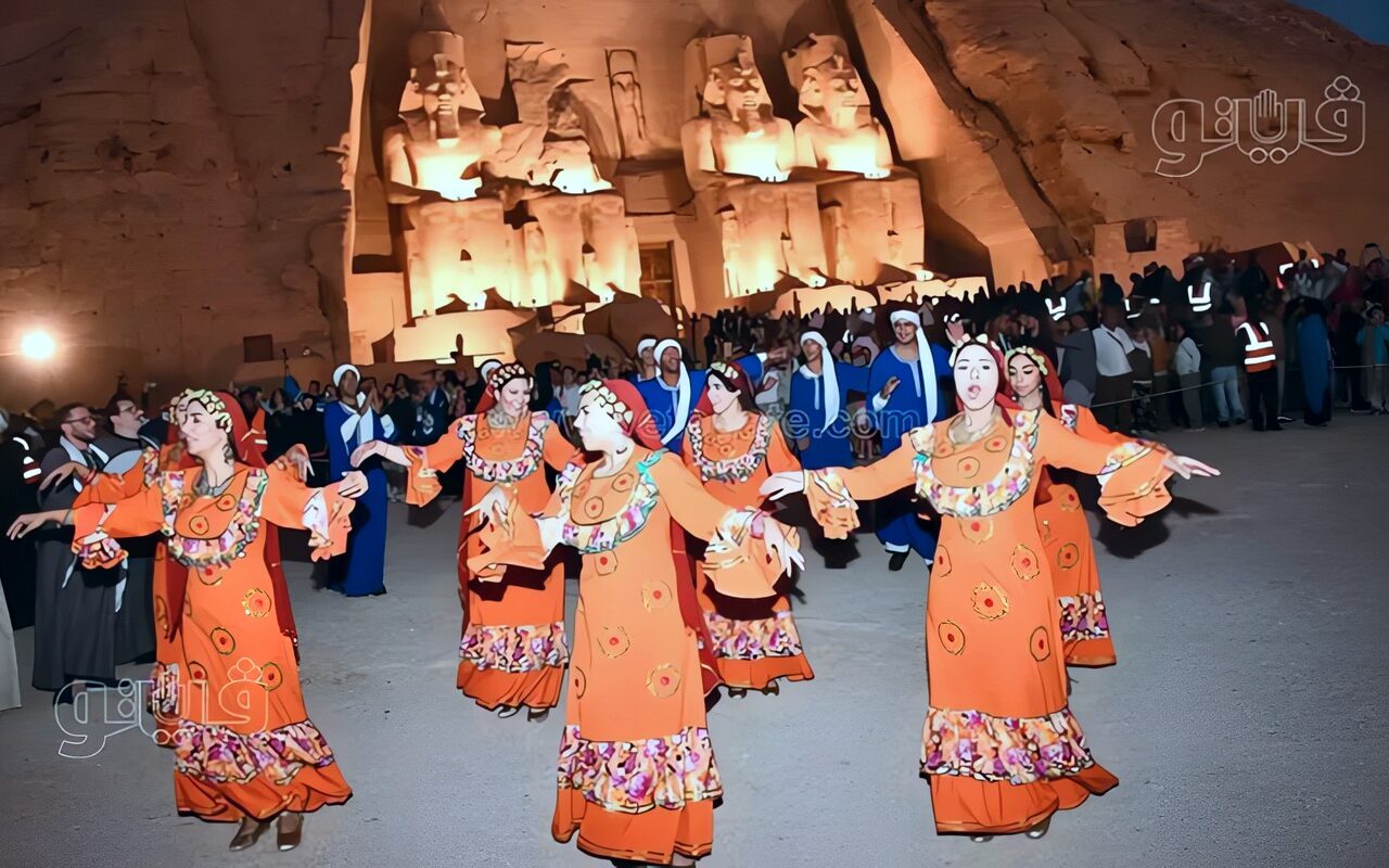 بحضور الآلاف، انتهاء فعاليات الاحتفال بظاهرة تعامد الشمس على وجه الملك رمسيس الثانى بأسوان (صور)