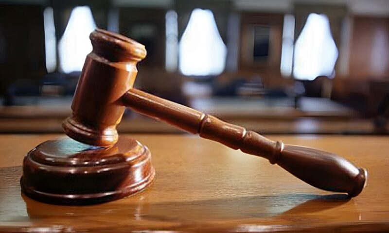احذر.. تزوير الأوراق الرسمية يُعرّضك للسجن 3 سنوات بالقانون