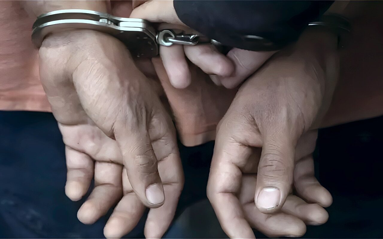 إحالة 3 متهمين للمحاكمة بتهمة النصب على المواطنين بامتلاكهم قطعا أثرية نادرة