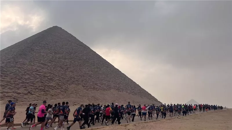 بمشاركة أكثر من 30 جنسية..اختتام فعاليات تحدي ماراثون الملك سنفرو” بدهشور
