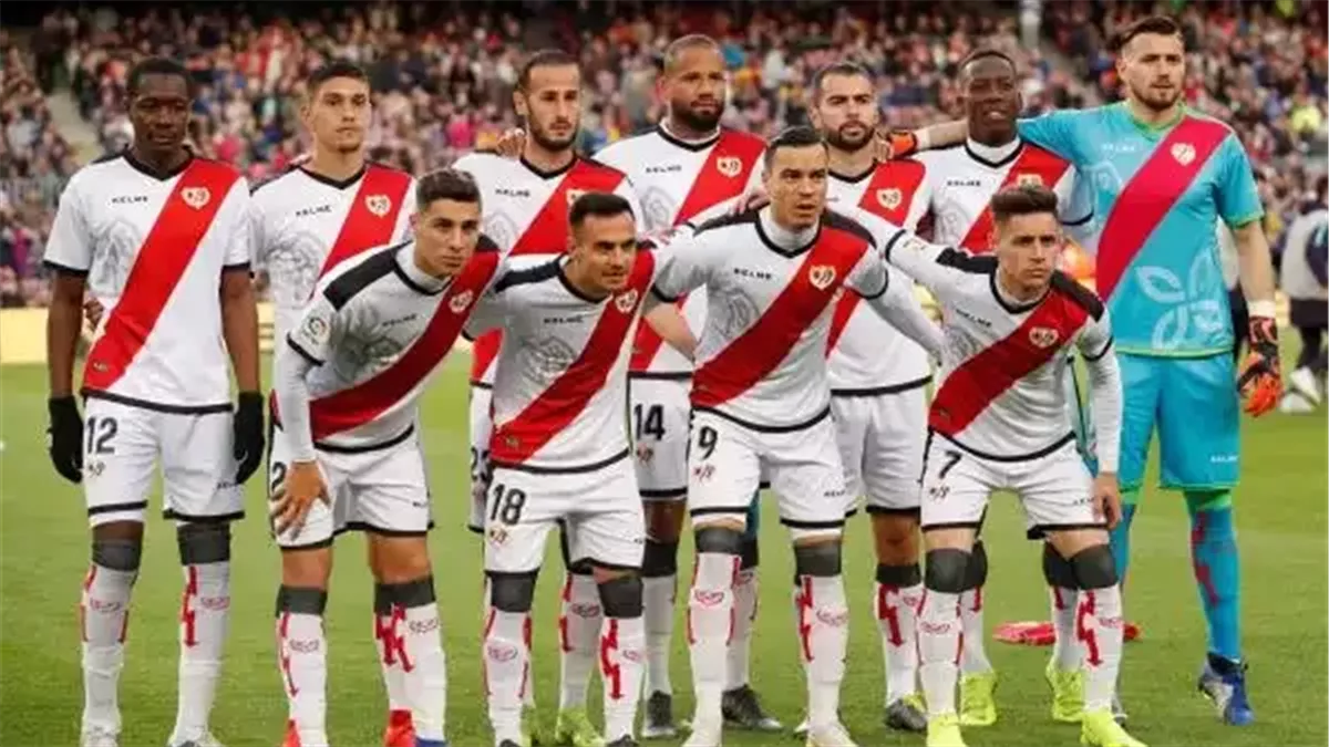 رايو فاييكانو يضرب سيلتا فيجو بثلاثية نظيفة في الدوري الإسباني