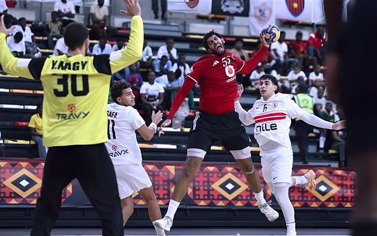 لا جديد يذكر، الأهلي يحتفي بالفوز على الزمالك والتتويج ببطولة أفريقيا لكرة اليد