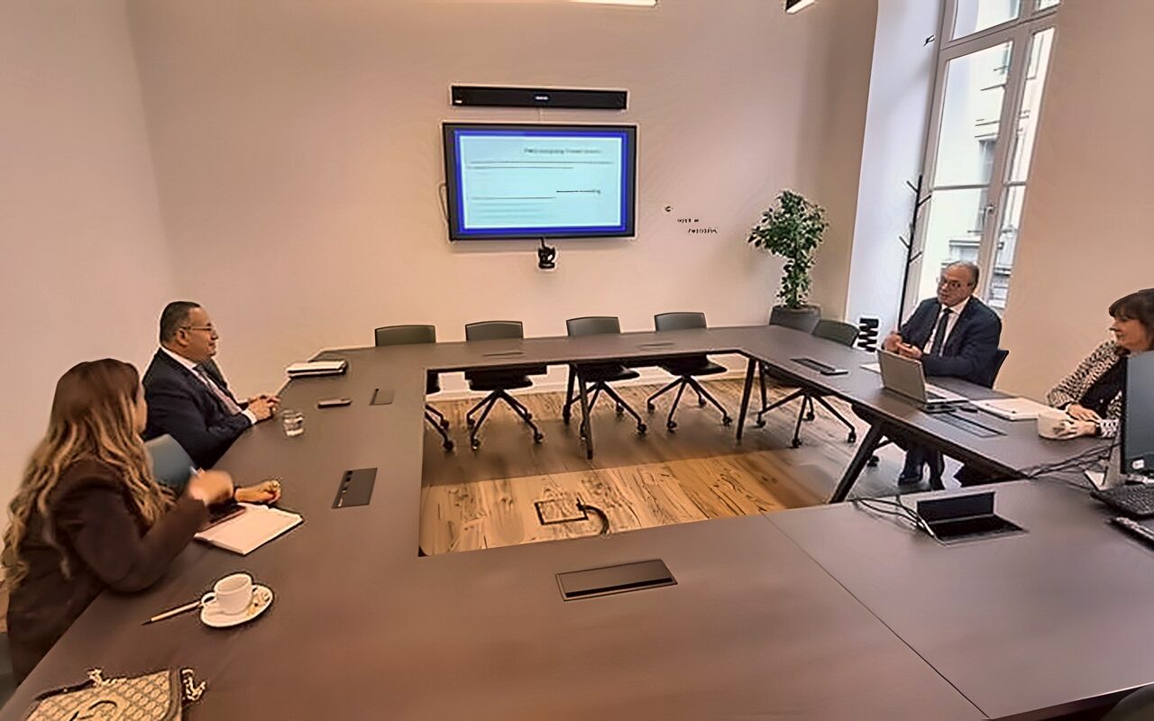 تعزيز التعاون العلمي مع أوروبا.. وزير التعليم العالي يبحث فرص الشراكة البحثية مع فلاندرز