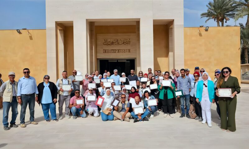 وزير السياحة يتفقد أعمال التدريب بمدرسة الحفائر للمبتدئين بآثار سقارة