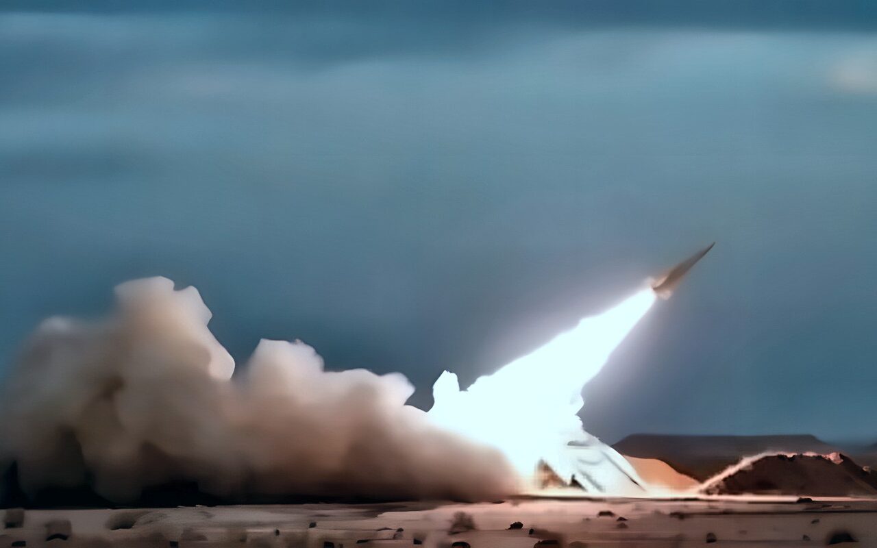فجر اليمن، استمرار غارات التحالف على عدة مواقع لميلشيا الحوثي