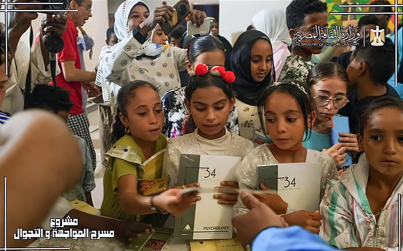 بحضور 10 آلاف مستفيد، الثقافة تختتم المرحلة السابعة لمشروع “المواجهة والتجوال” بحلايب وشلاتين