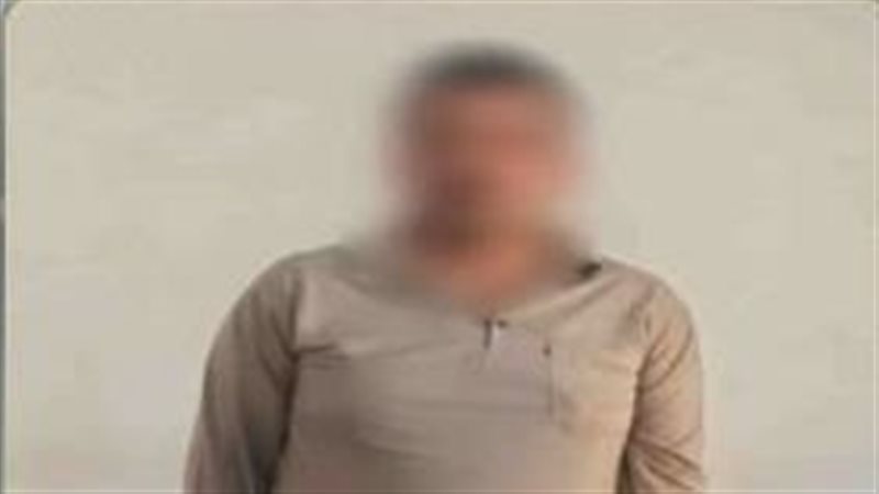 خناقة في ميكروباص، سائق يعتدي على طالب في موقف بدمياط