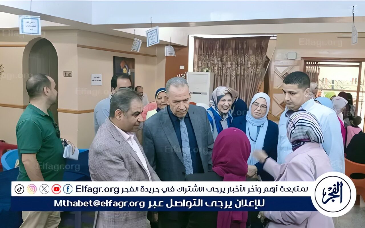 وكيلا تعليم وصحة أسيوط يشهدان إطلاق فعاليات الحملة القومية للتطعيم ضد مرض الحصبة والحصبة الالمانية