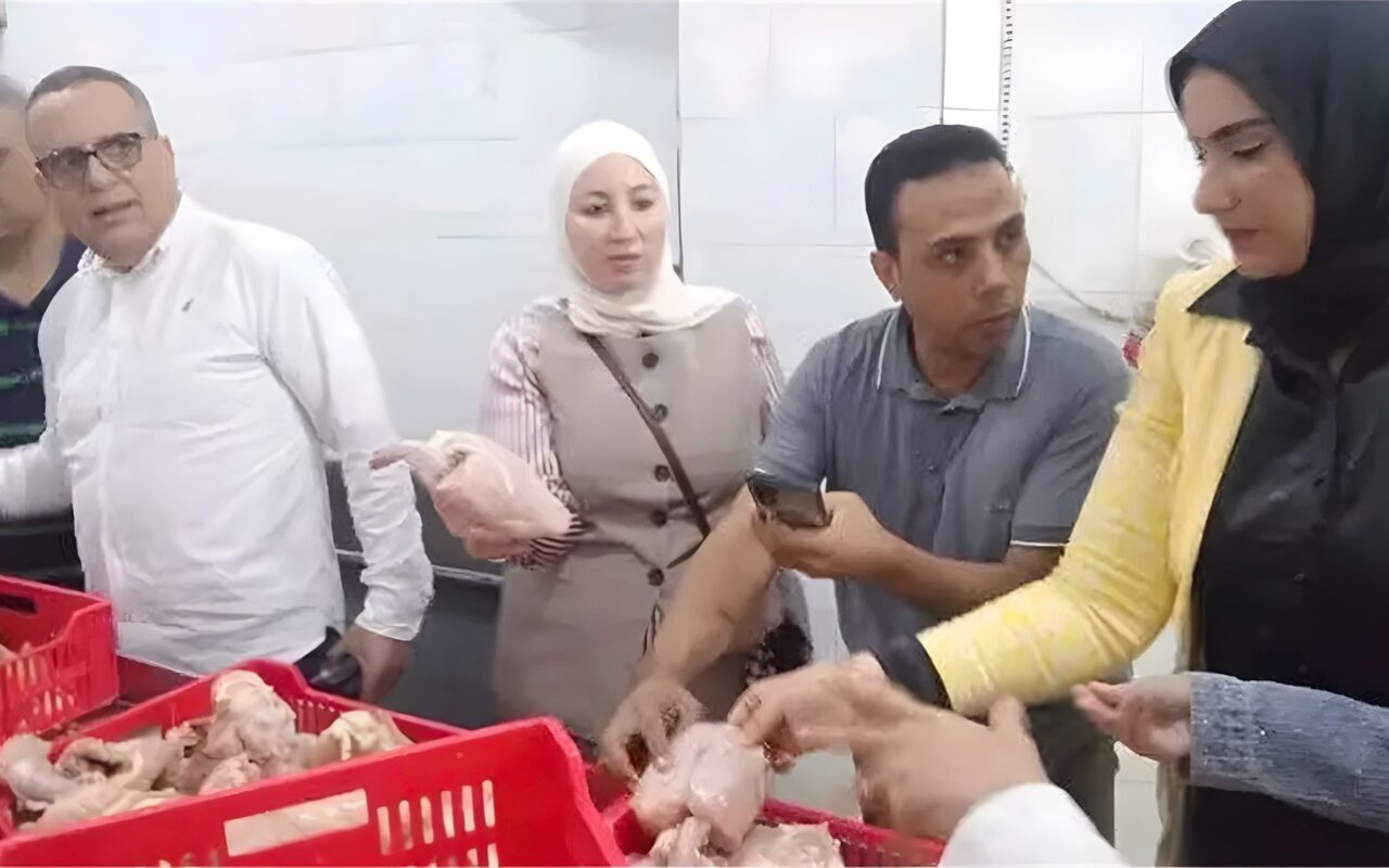 ضبط 5 أطنان من الدواجن غير صالحة للاستهلاك الآدمي في حملة بميت غمر