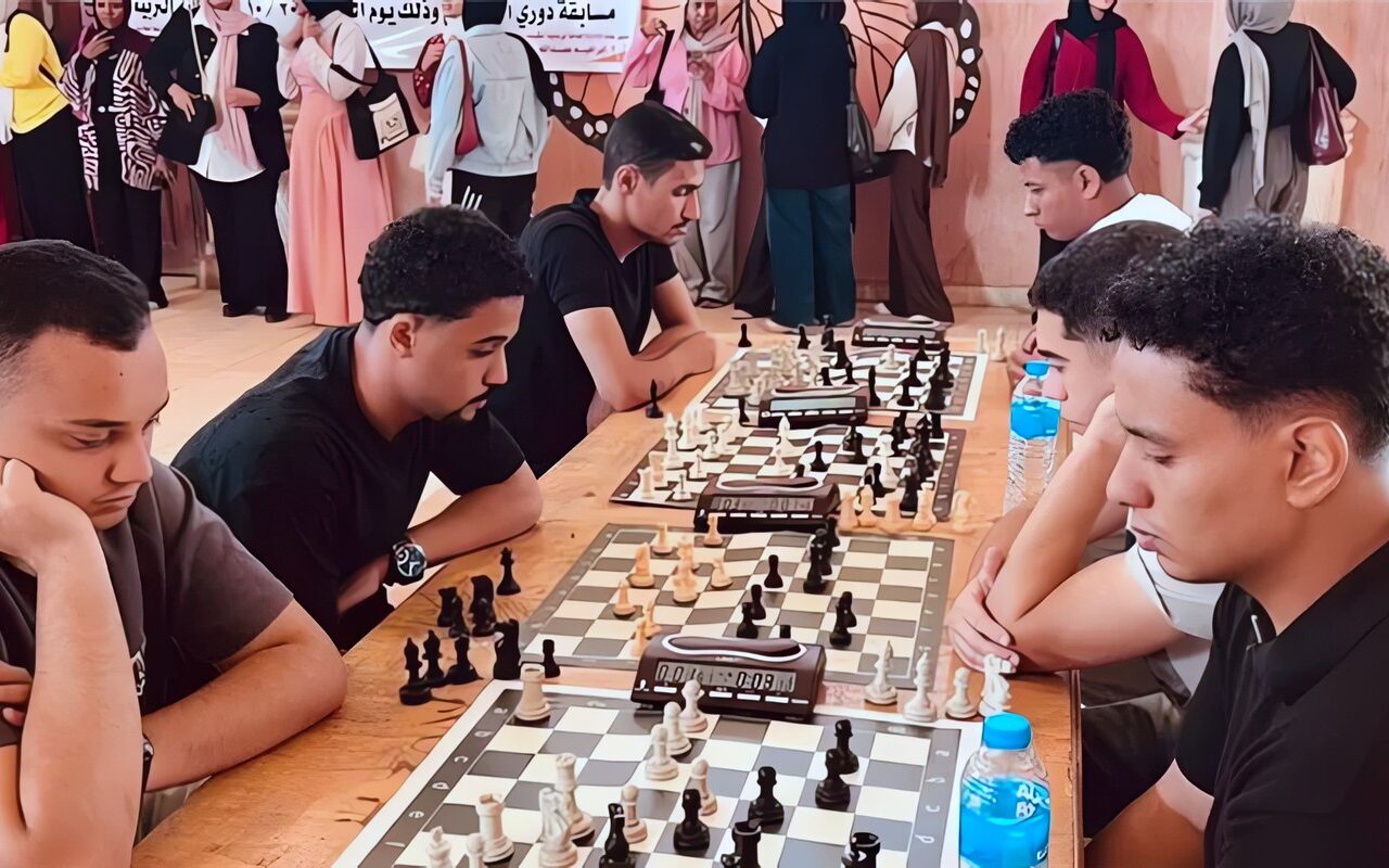 انطلاق منافسات دوري الشطرنج لطلاب كليات جامعة بنها