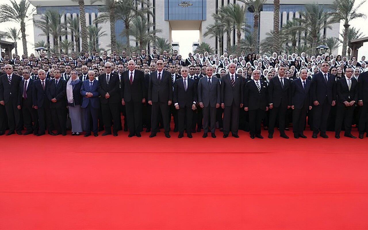 وزير العدل يشهد أداء اليمين القانونية للمندوبين المساعدين الجدد بهيئة قضايا الدولة