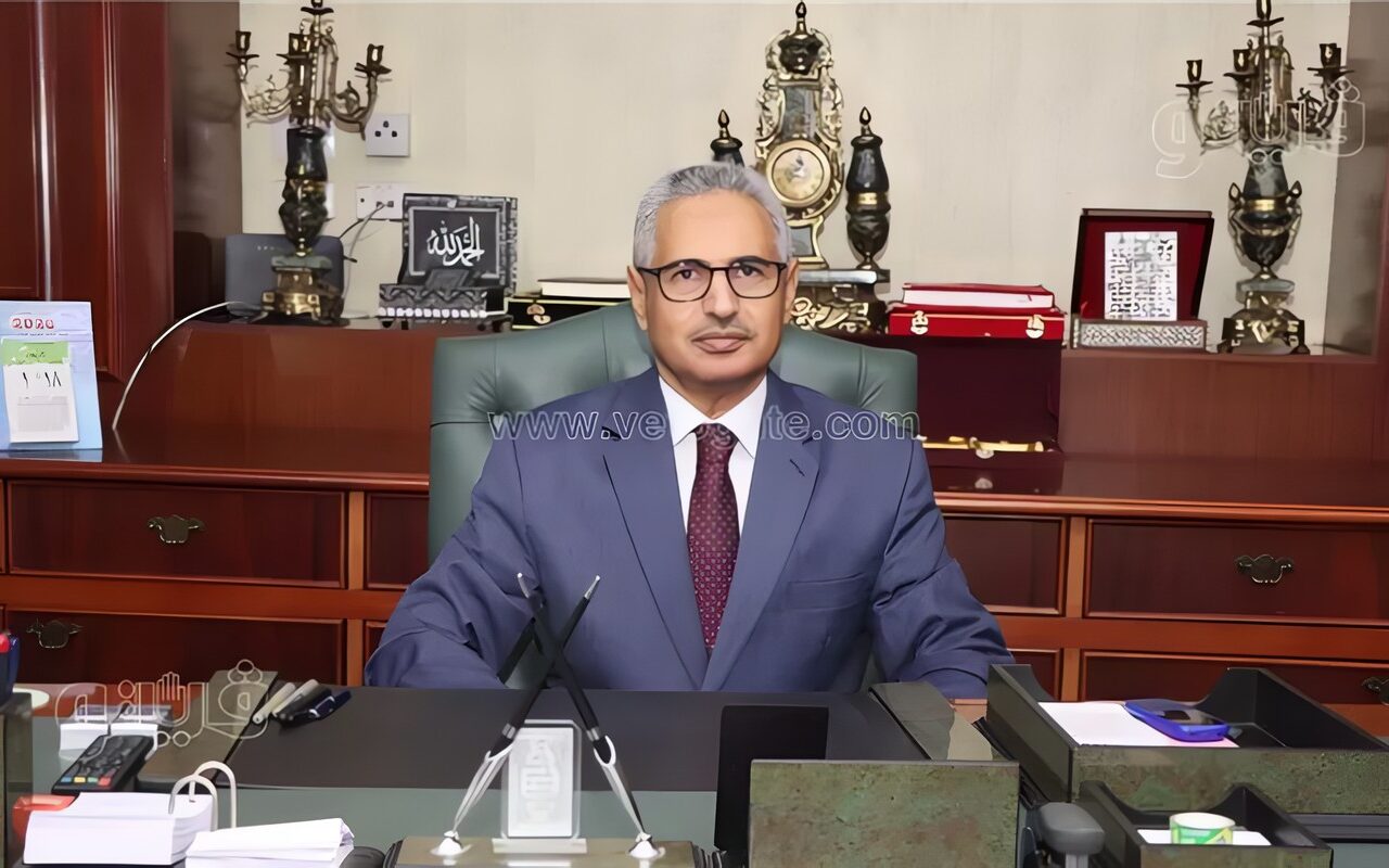 محافظ بني سويف يوجه بتقديم الرعاية الطبية اللازمة لمصابي حادث أتوبيس الطلاب