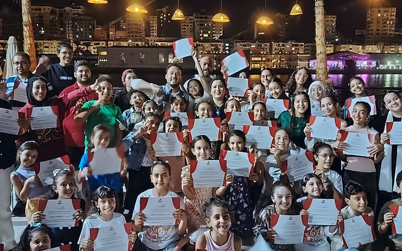 احتفالية فنية وثقافية تستعرض بطولات حرب أكتوبر بمكتبة مصر العامة بالمنصورة (صور)