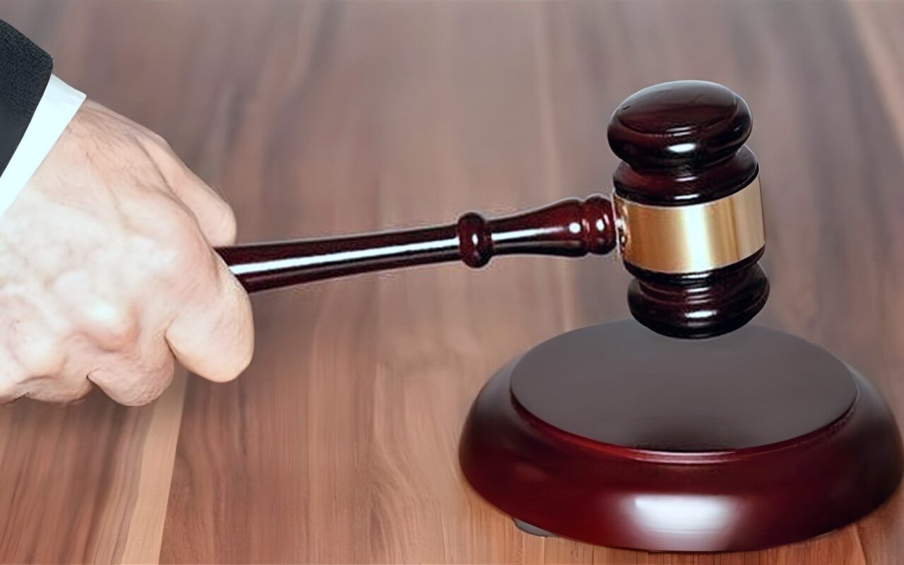 النيابة تستمع لأقوال سيدة احتجزها زوجها دون طعام أو شراب عدة أيام بأكتوبر