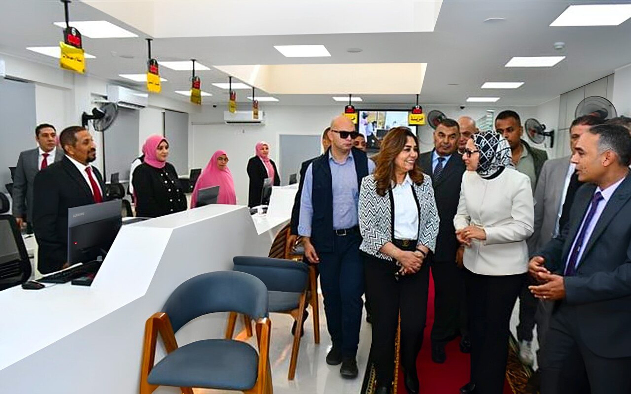 “بدل ما تروح ديوان المحافظة”، 25 خدمة حكومية بمركز الخارجة التكنولوجي بعد تطويره