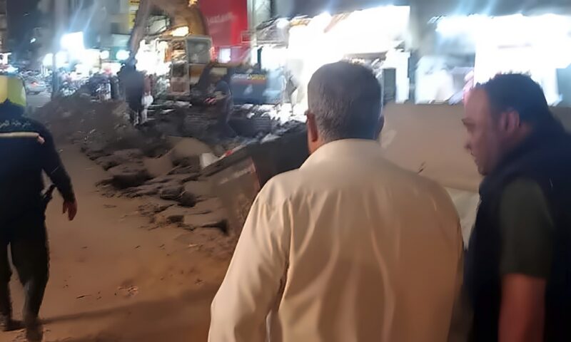 في جولة ليلية مفاجئة، محافظ الدقهلية يتابع تطوير شارع الجيش بشربين بتكلفة 28 مليون جنيه