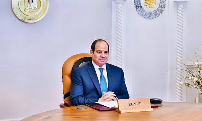 السيسي: التحديات الاقتصادية قابلة للتجاوز والأهم هو الحفاظ على الدولة