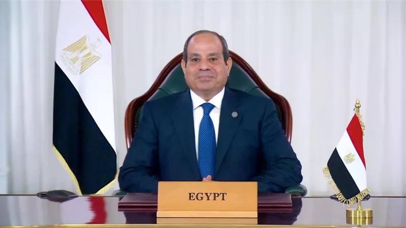 السيسي لـ بوتين: نواصل العمل لتعزيز العلاقات الاقتصادية والتجارية