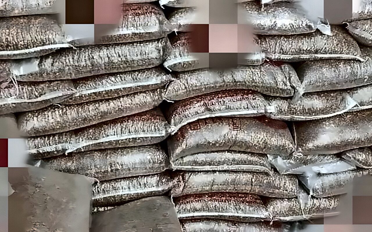 ضبط 120 طن سلع مجهولة المصدر في حملة تموينية بالإسماعيلية