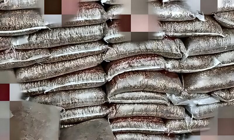 ضبط 120 طن سلع مجهولة المصدر في حملة تموينية بالإسماعيلية