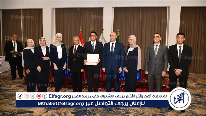 محافظ بني سويف: المشروعات الخضراء الذكية بوابة جديدة للإستثمار ودعم التنمية المستدامة