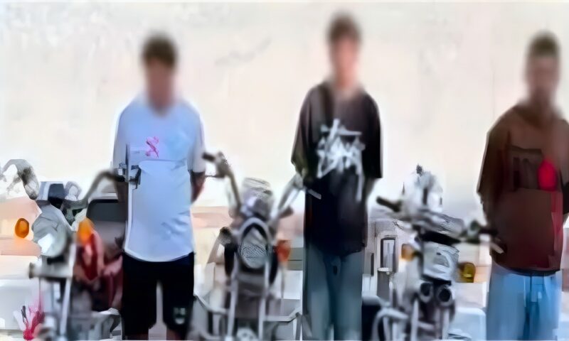ضبط 3 شباب بكفر الشيخ بعد استعراضات بالدراجات النارية دون لوحات خلال حفل زفاف