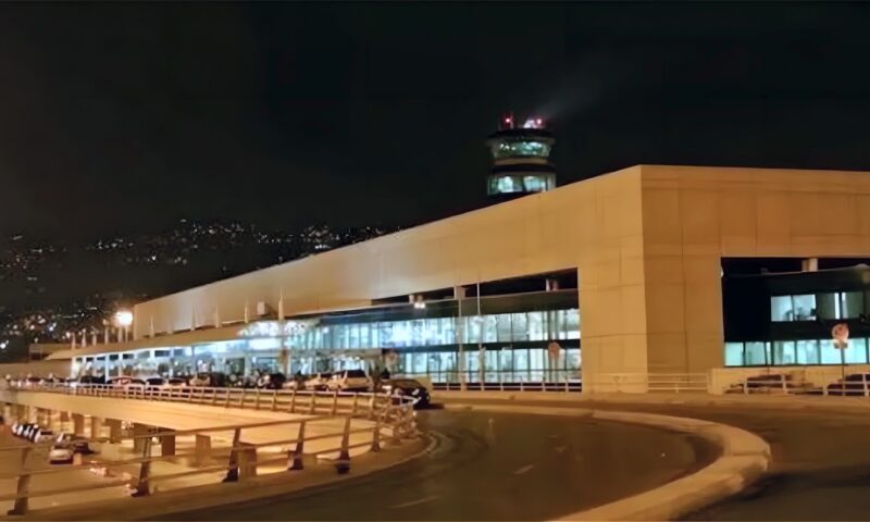 انقطاع الكهرباء يشل مطار رفيق الحريري في بيروت