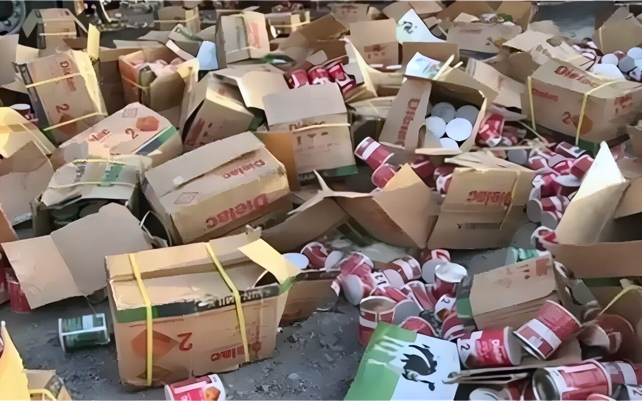 ضبط طن أغذية فاسدة داخل سوبر ماركت شهير بمدينة نصر