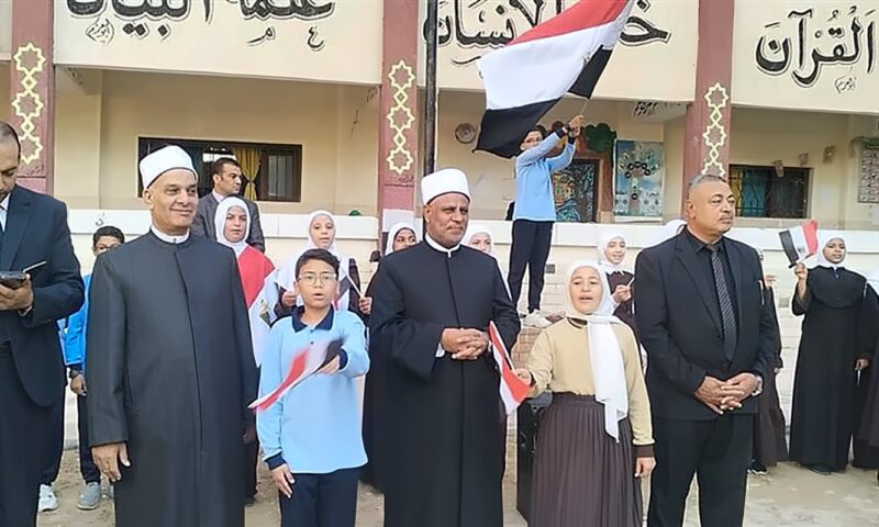رئيس قطاع المعاهد الأزهرية يتفقد عددا من معاهد العريش (صور)