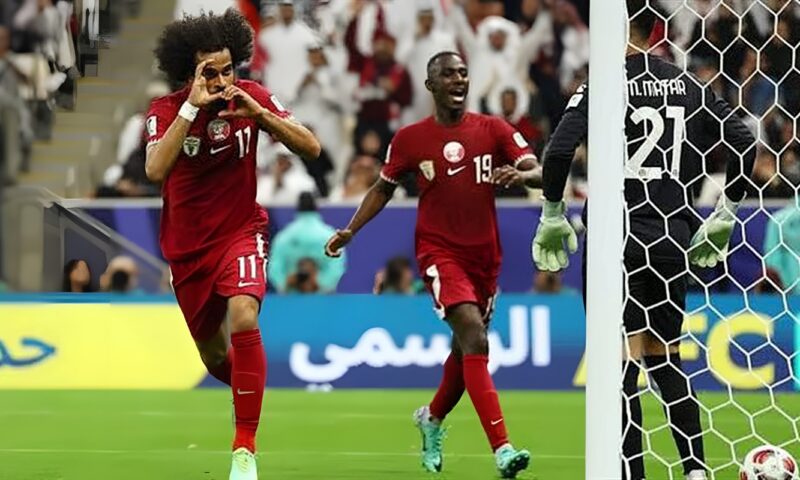 الحمدان VS أكرم عفيف، التشكيل المتوقع لقمة السعودية وقطر بنصف نهائي خليجي 27