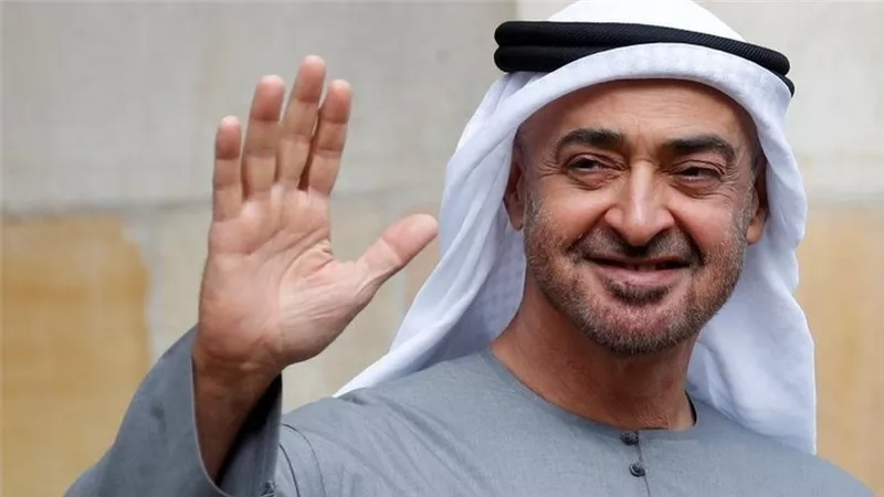 بن زايد يستقبل ماكرون في الإمارات