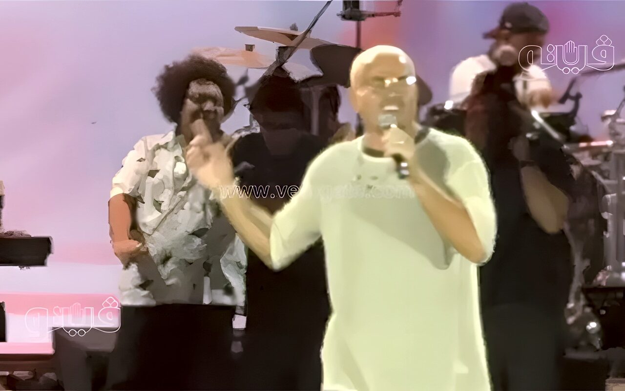 عمرو دياب يهنئ نجيب وسميح ساويرس وعمرو منسي بنجاح مهرجان الجونة (فيديو)